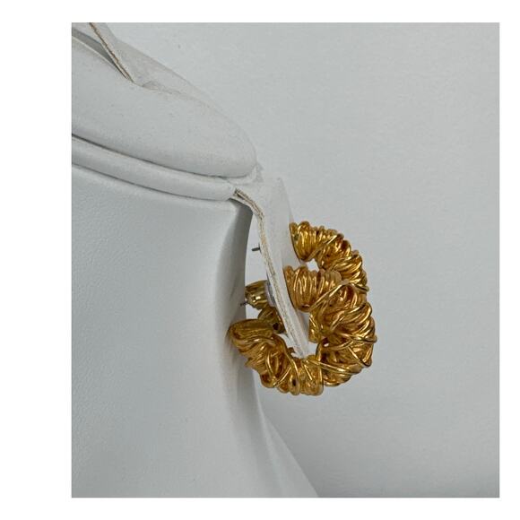 Vintage 1980s–1990s Gold Wire Wrapped Croissant Hoop Earrings - Picture 8 of 10